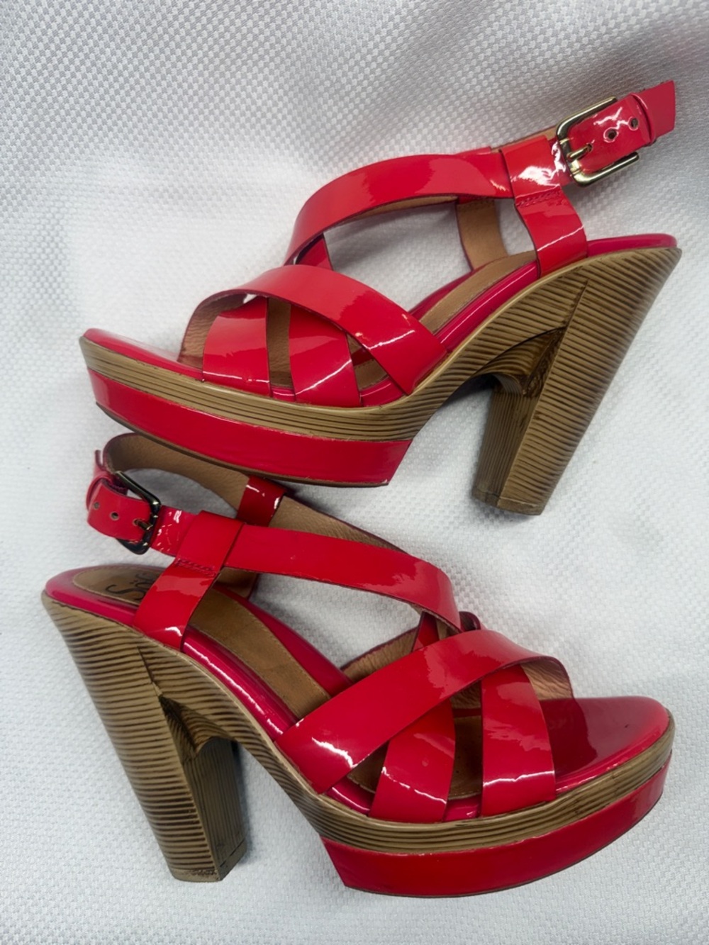 Pink Patent Leather Sofft Strappy Sandals - Size 7.5